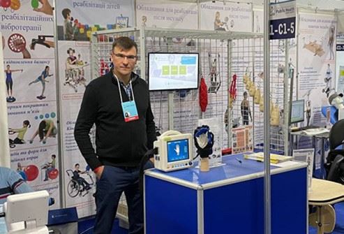 Syrebo™ sistem za rehabilitacijo rok je bil predstavljen na mednarodni medici...