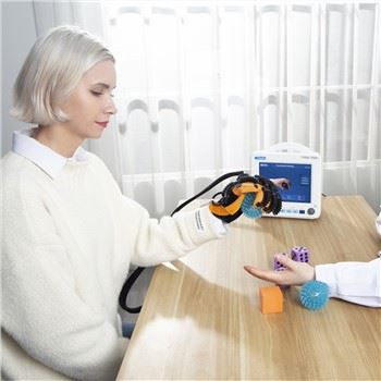 Robotska rokavica za nevromuskularno rehabilitacijo